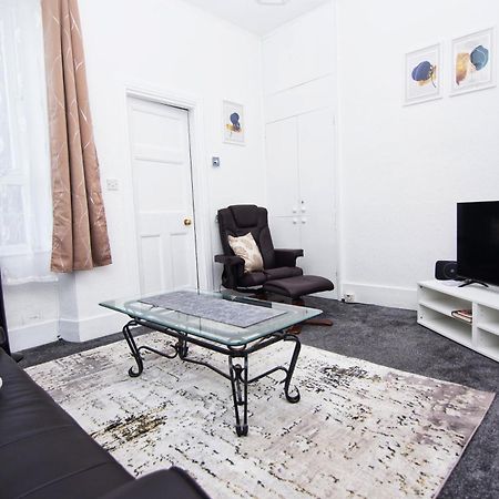 The Summit West End- Elegant Apartment With Free Parking In Prime Location Αμπερντήν Εξωτερικό φωτογραφία