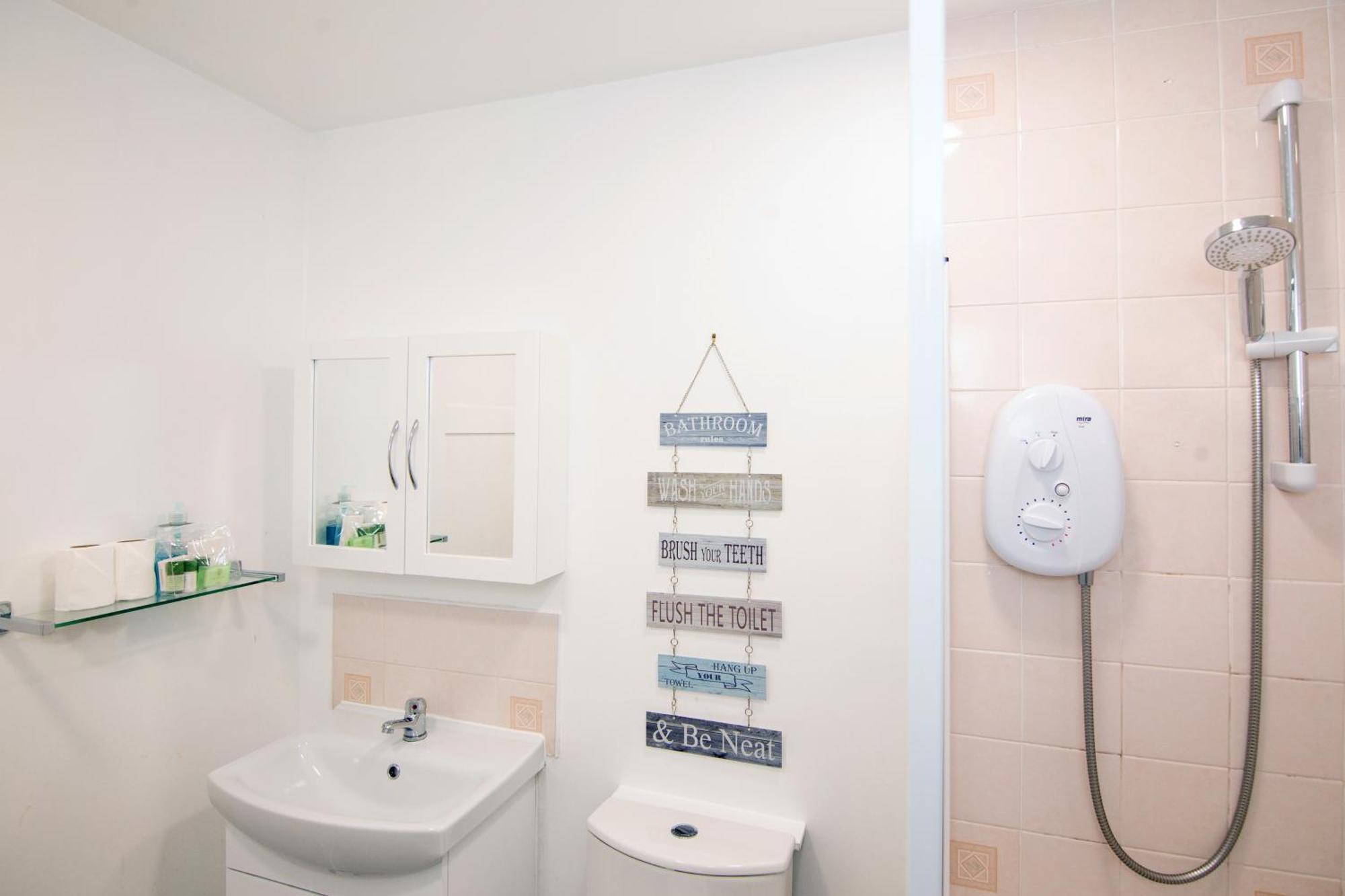 The Summit West End- Elegant Apartment With Free Parking In Prime Location Αμπερντήν Εξωτερικό φωτογραφία