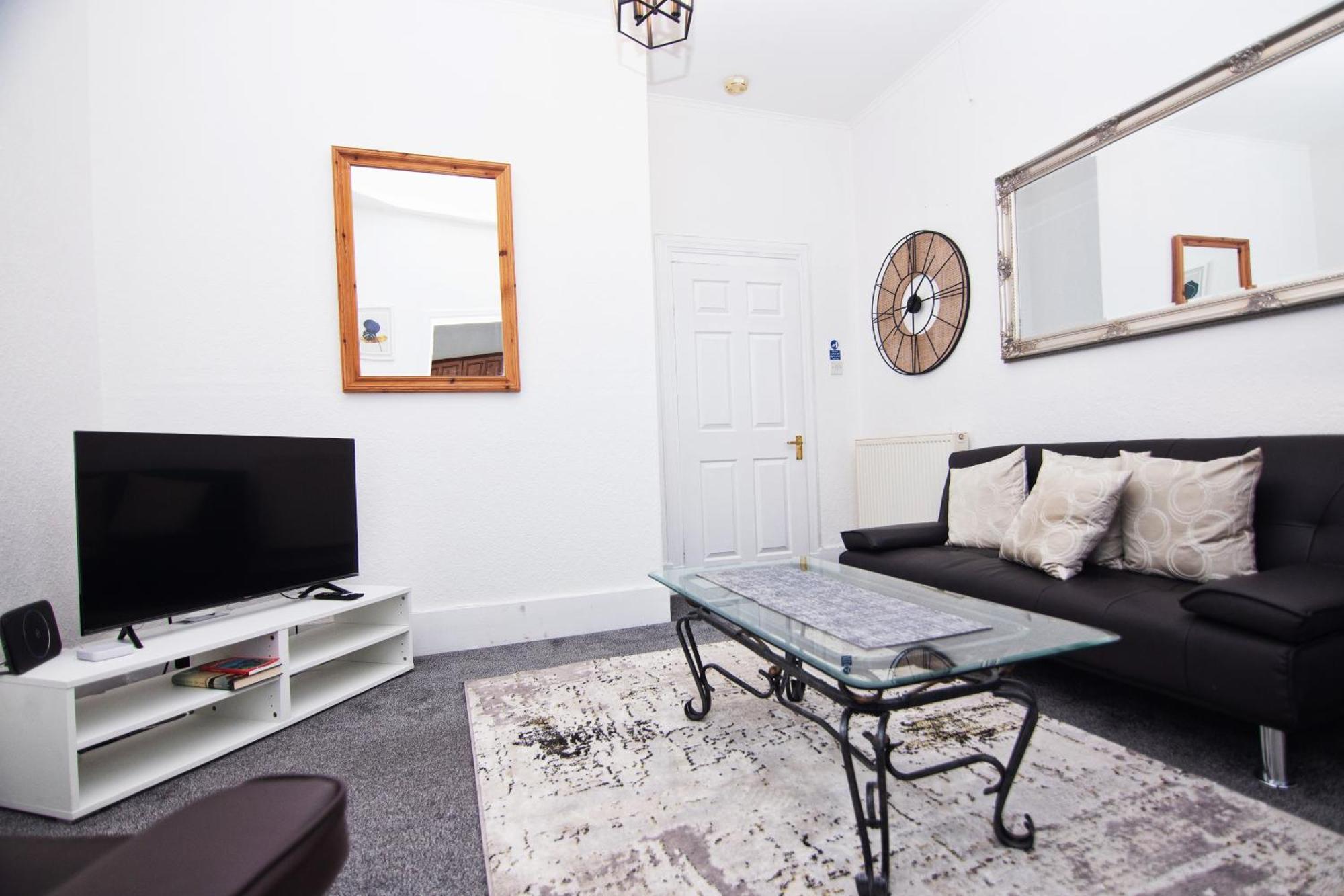 The Summit West End- Elegant Apartment With Free Parking In Prime Location Αμπερντήν Εξωτερικό φωτογραφία