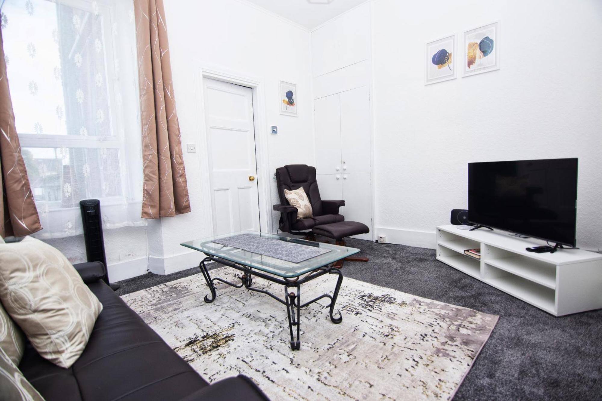 The Summit West End- Elegant Apartment With Free Parking In Prime Location Αμπερντήν Εξωτερικό φωτογραφία